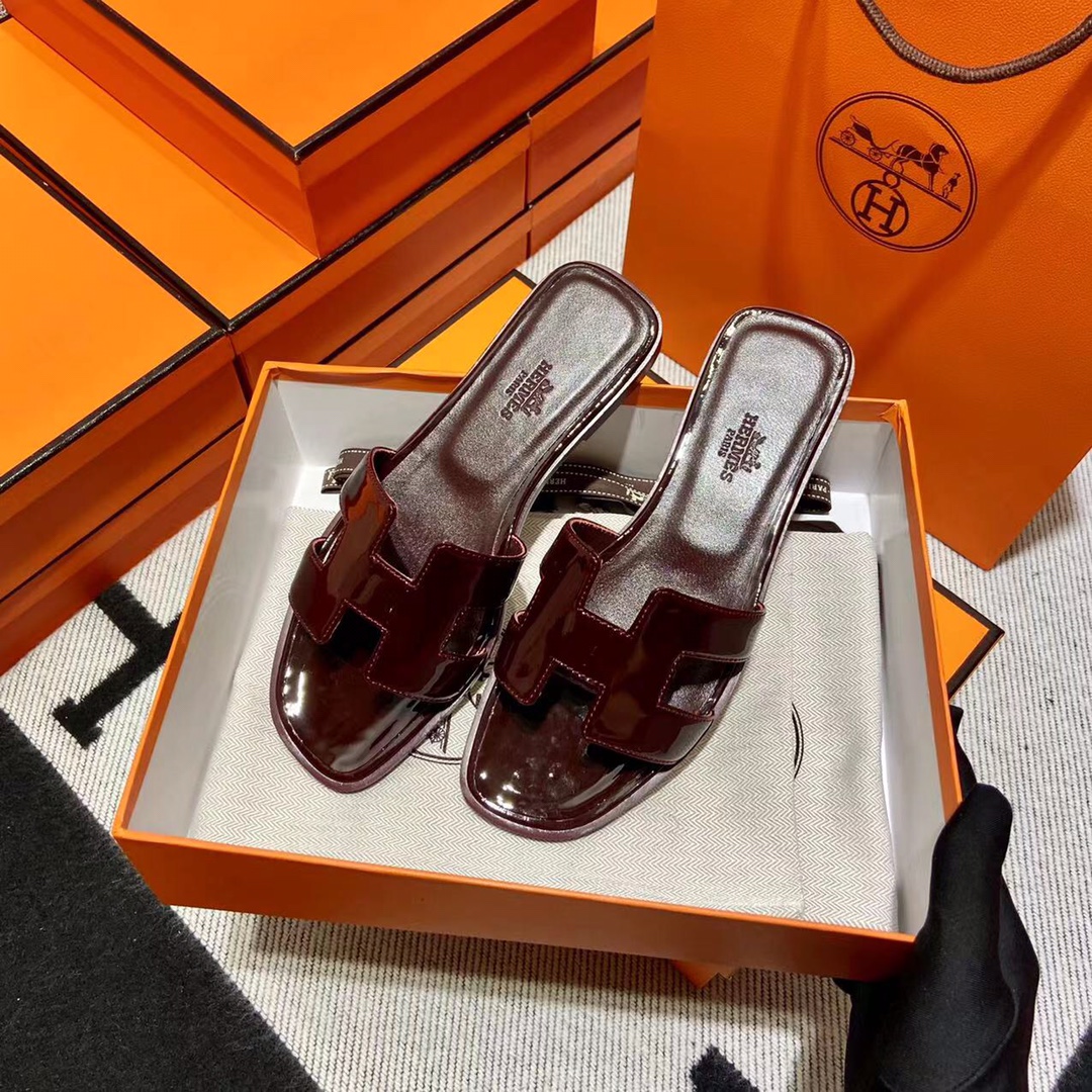 에르메스 올수공 오란 슬리퍼 샌들 페이던트 35